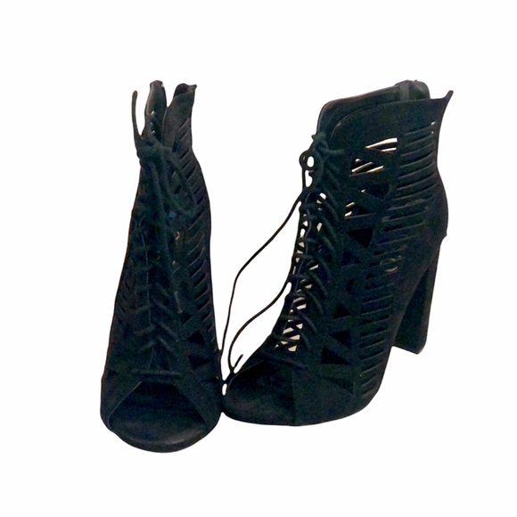 Black lace up sexy heels XOXO - Picture 2 of 6